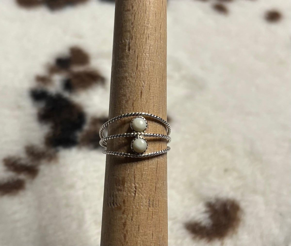 White Stag Stacked Ring